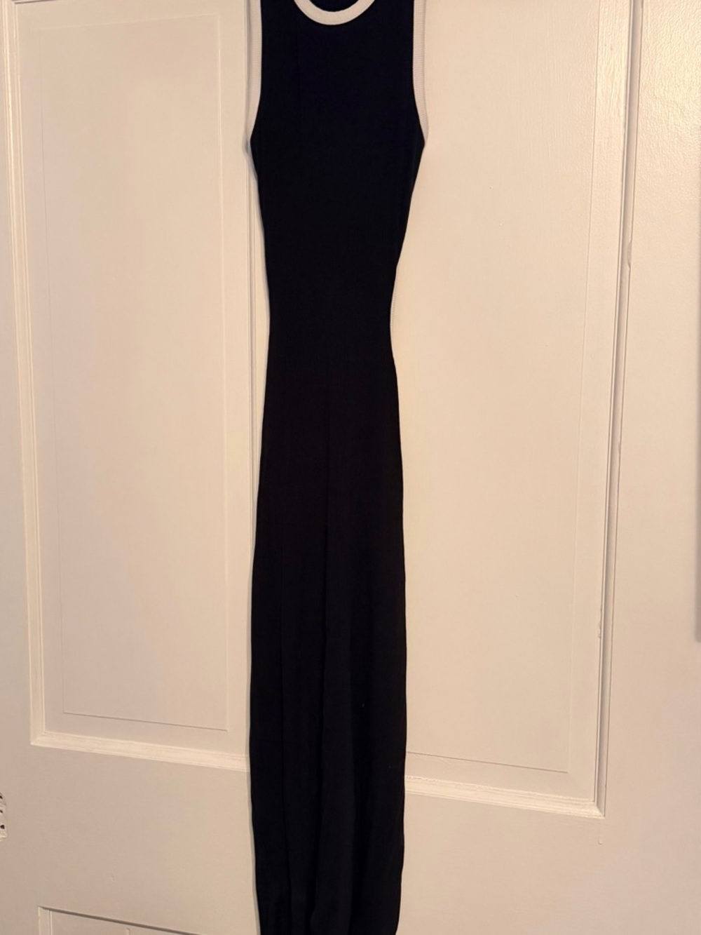 Amazon Black Sleeveless Midi Dress with White Trim